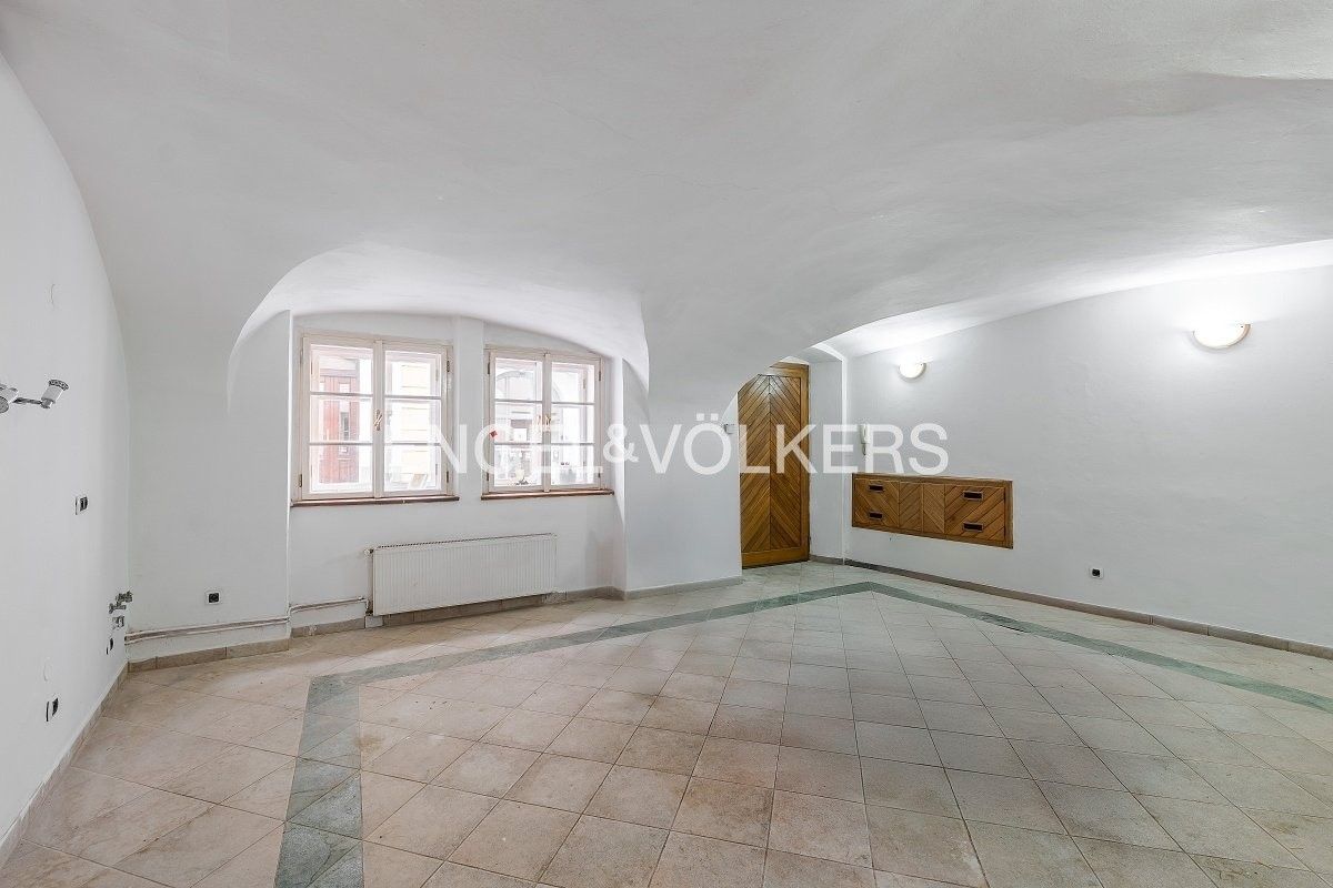 Pronájem komerční - Břetislavova, Praha, 175 m²