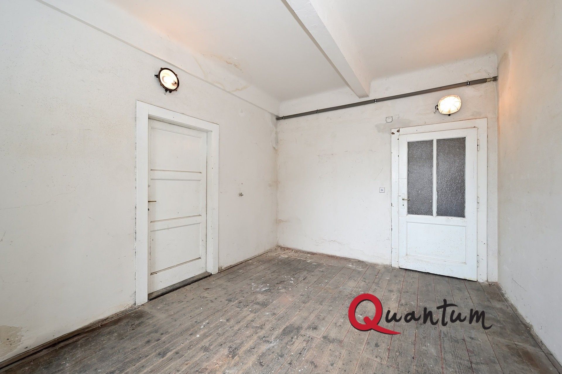 Sklady, U křížku 1398, Praha Nusle, 19 m² - 2