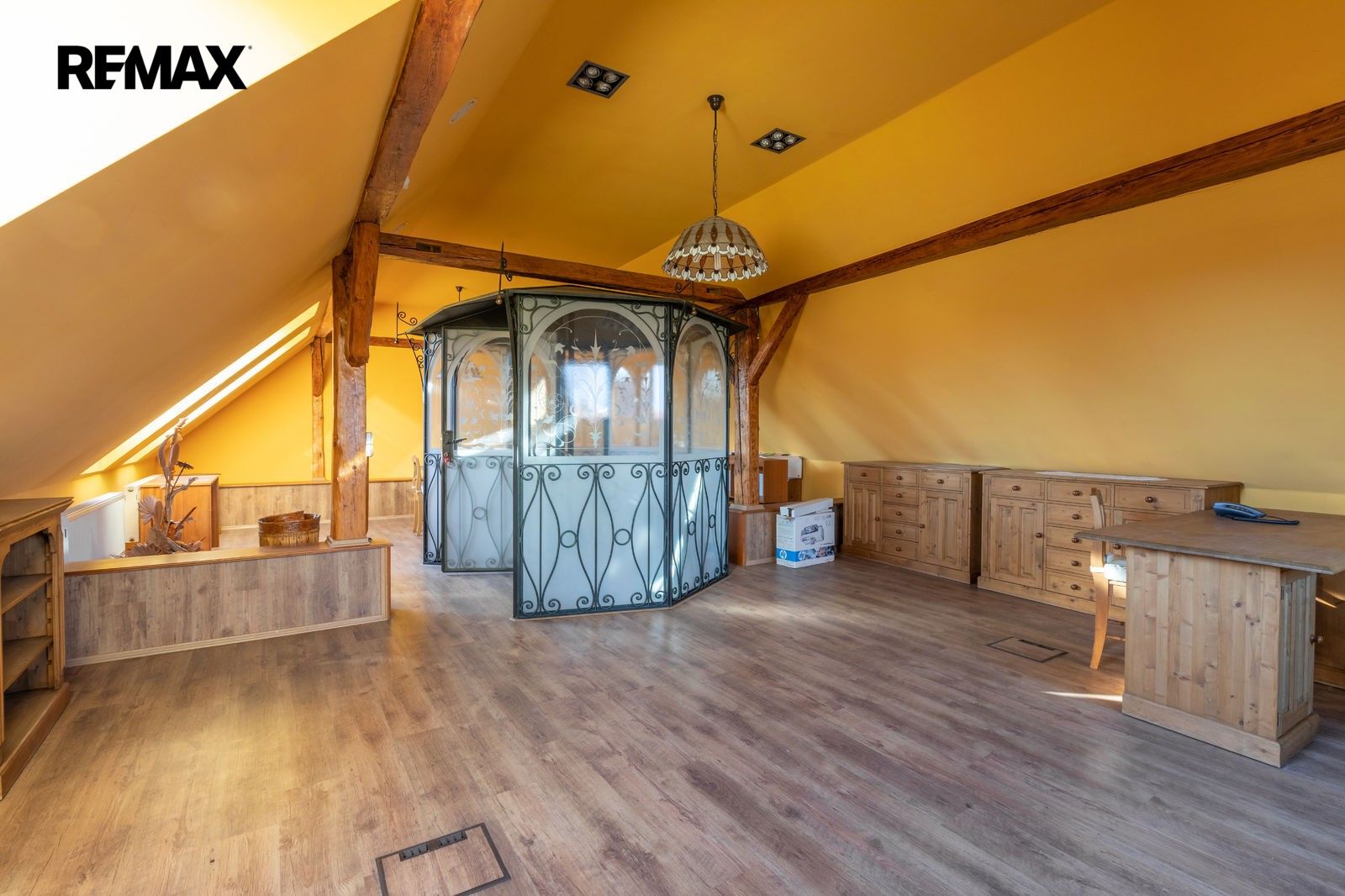 Kanceláře, 9. května 2058, Roudnice nad Labem Podlusky, 85 m² - 2