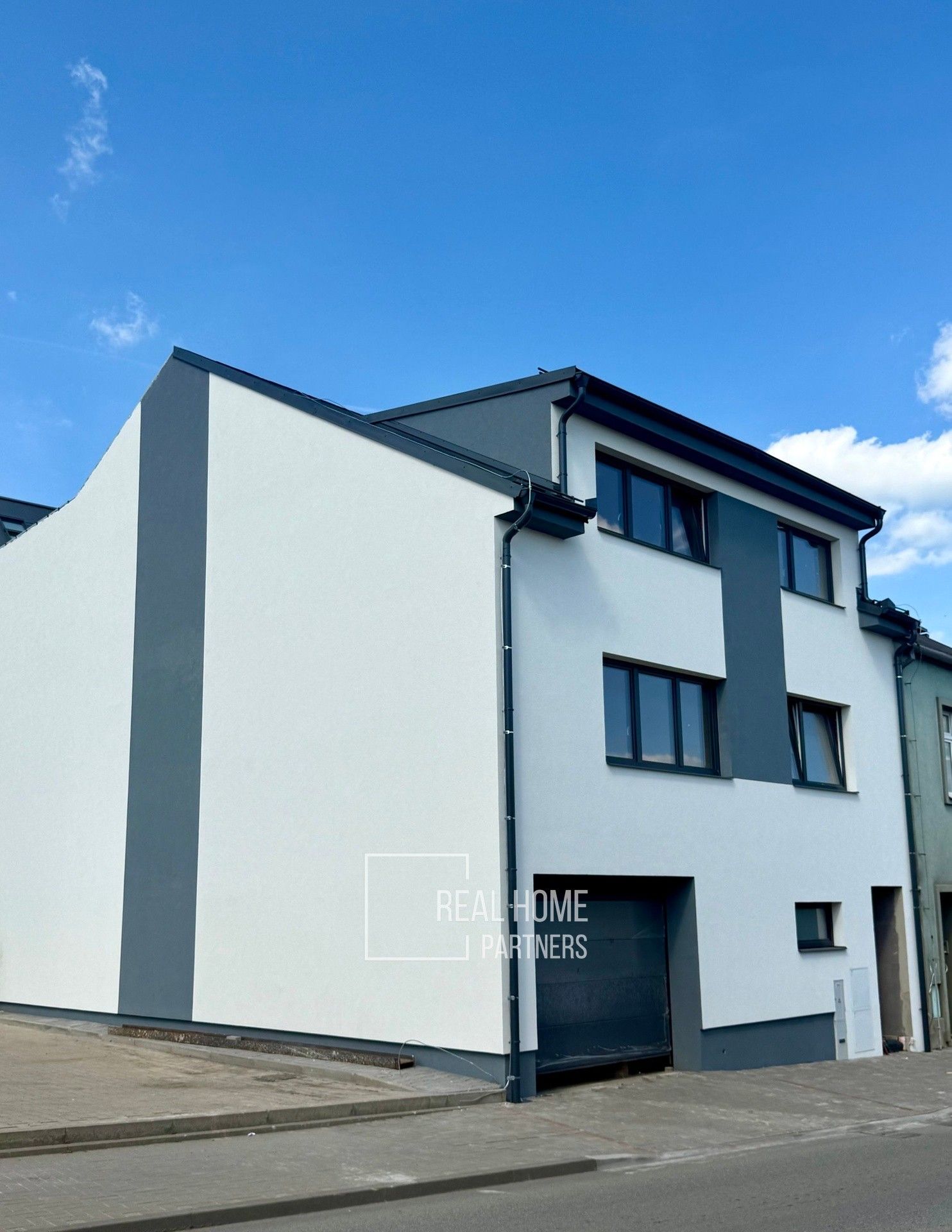 Byt 4+kk, 170 m²