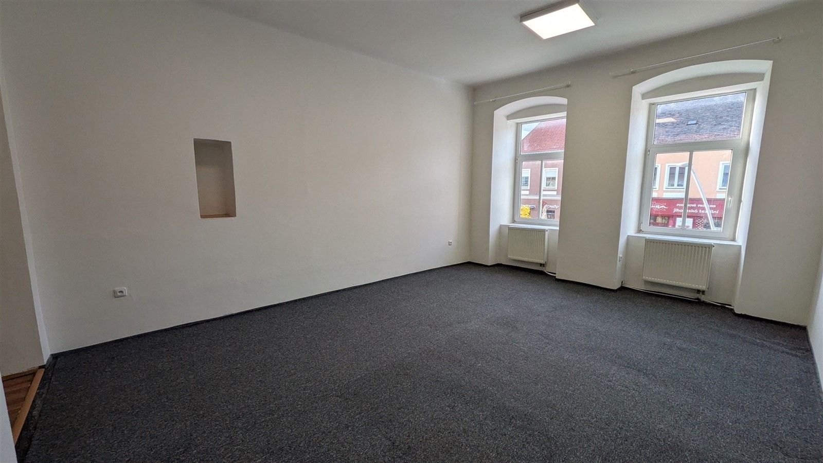 2+kk, Velké náměstí, Strakonice, 30 m²