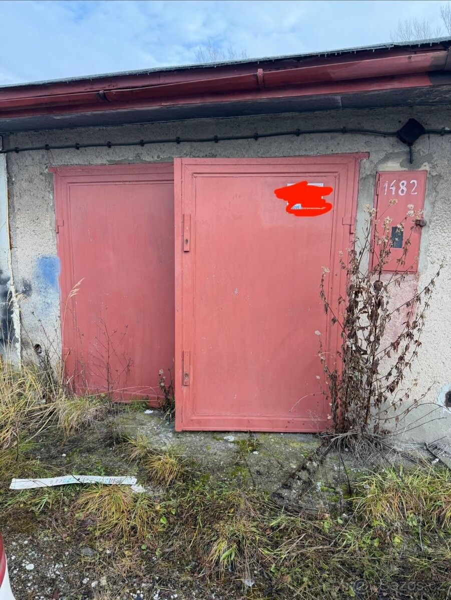 Garáže, Karviná, 735 06