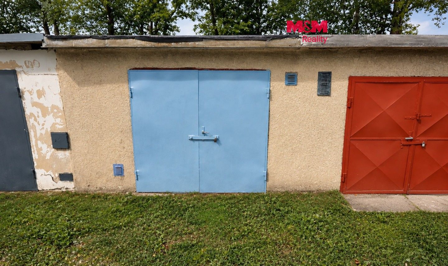 Garáže, Hodonice, 28 m² - 1