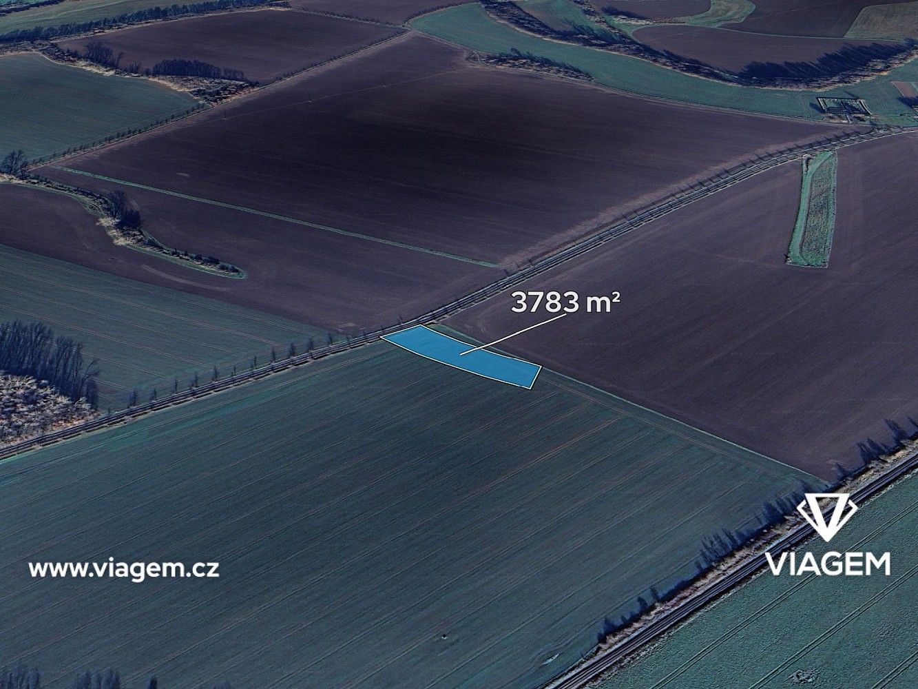 Zemědělský pozemek, 1 261 m²