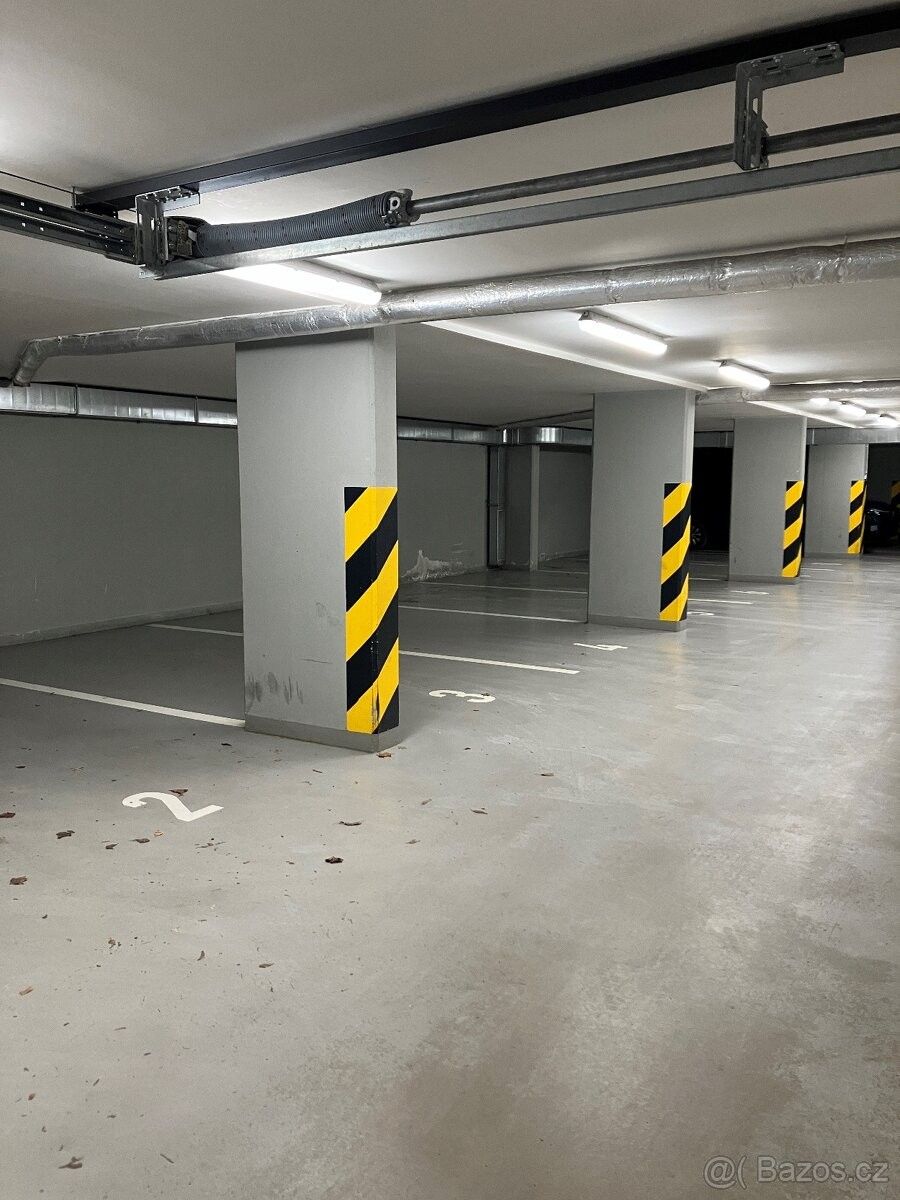 Pronájem garáž - Praha, 140 00