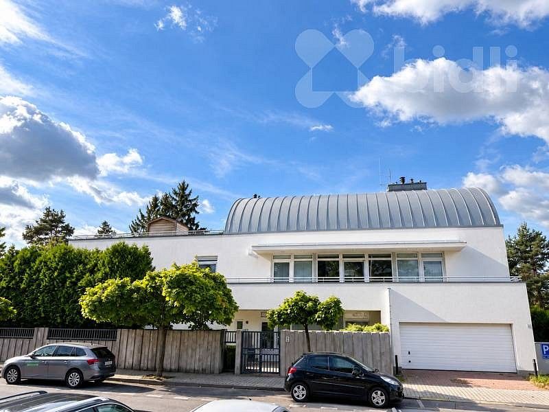 Rodinný dům, 379 m²