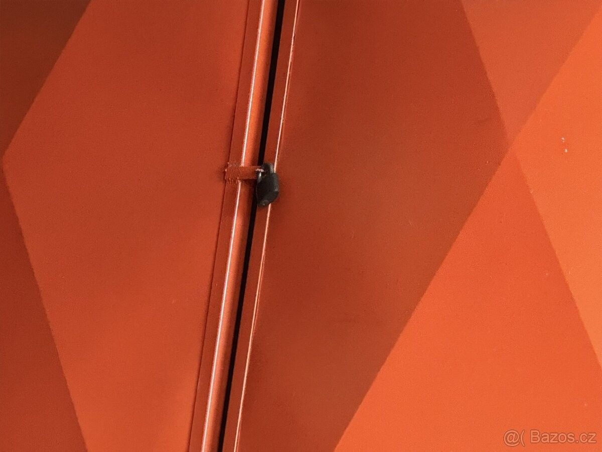 Pronájem garáž - Praha, 180 00