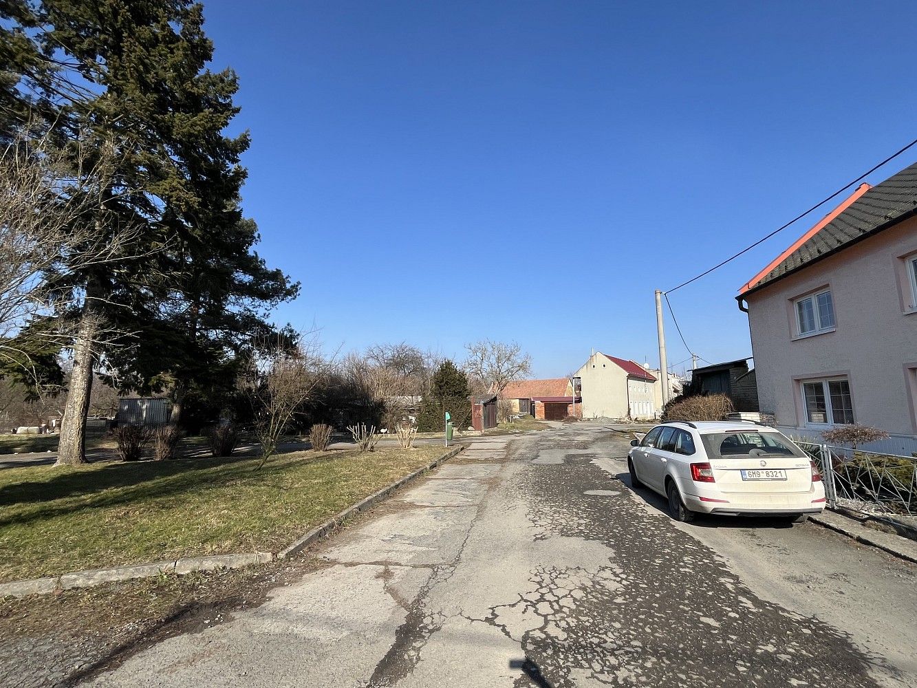 Zahrady, Hradčany-Kobeřice, okres Prostějov, Olomoucký kraj - 2