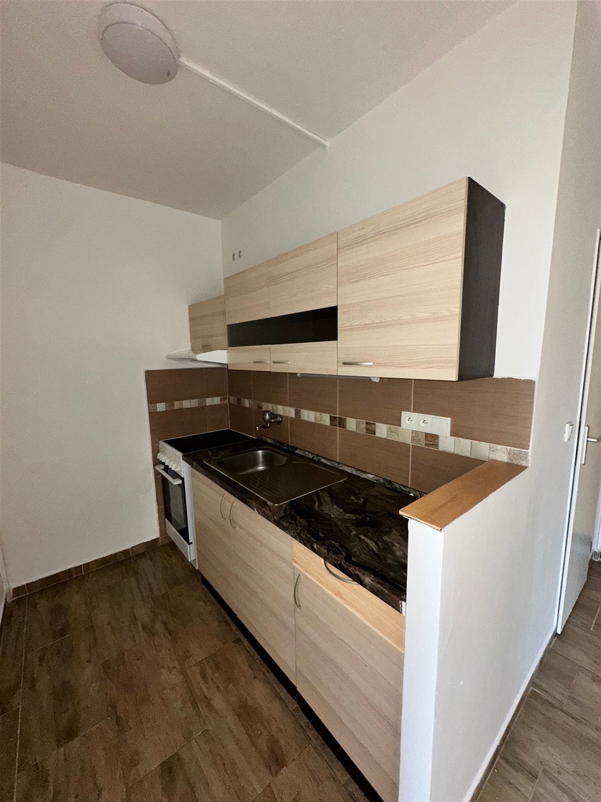 1+1, Kladenská 294, Děčín III-Staré Město, 36 m² - 2