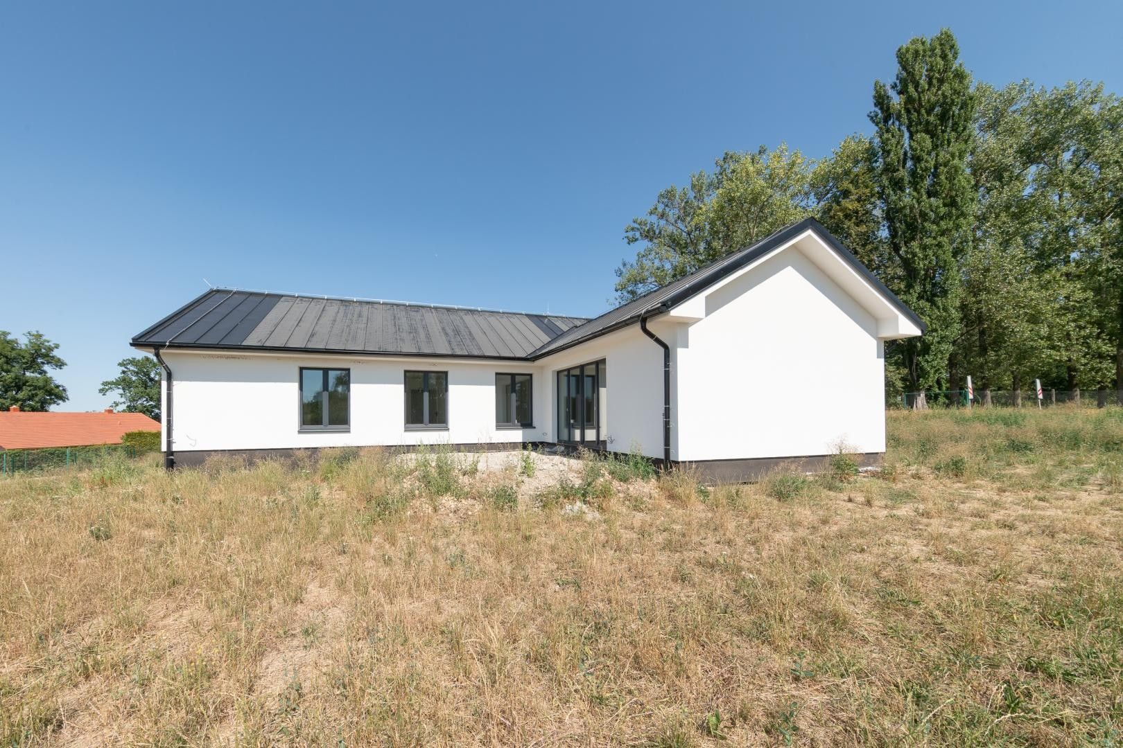 Rodinné domy, Domousnice, 211 m²