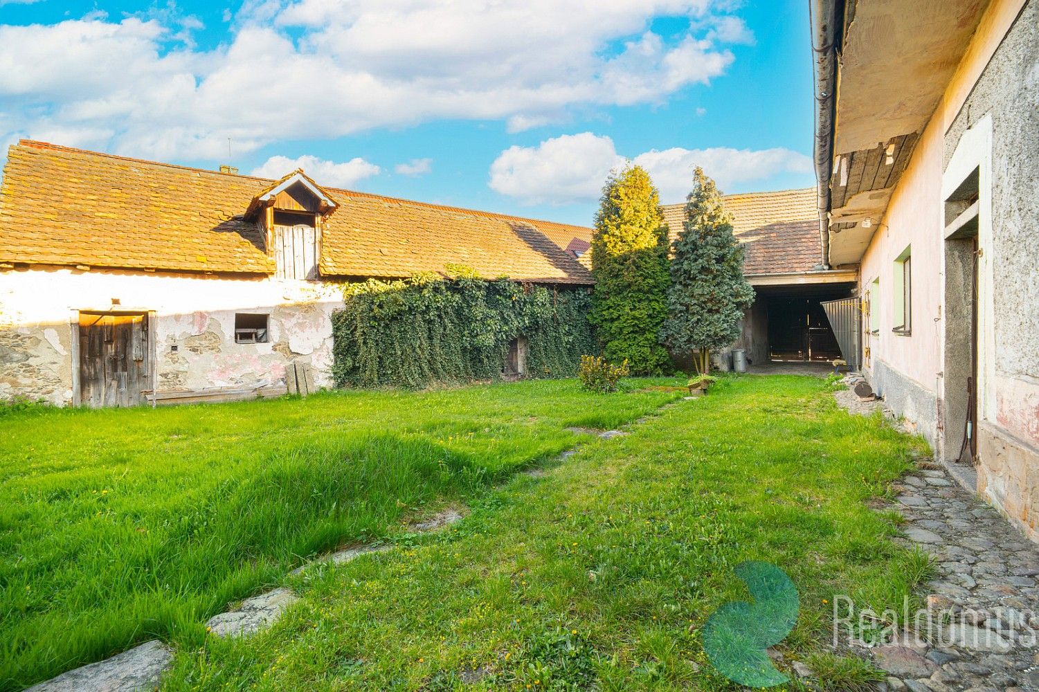 Zemědělské objekty, Krašlovice, okres Strakonice, Jihočeský kraj, 232 m² - 2