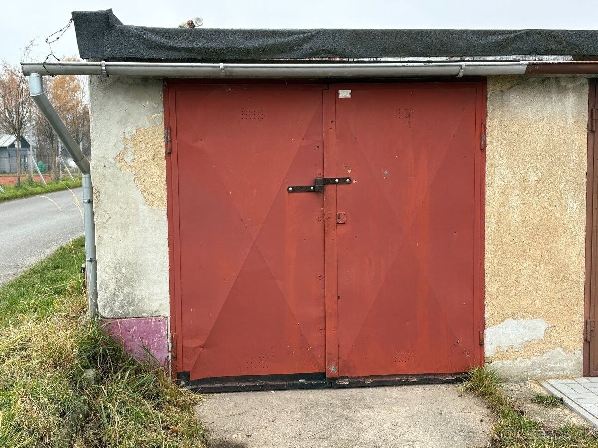 Garáže, Odolena Voda, 250 70