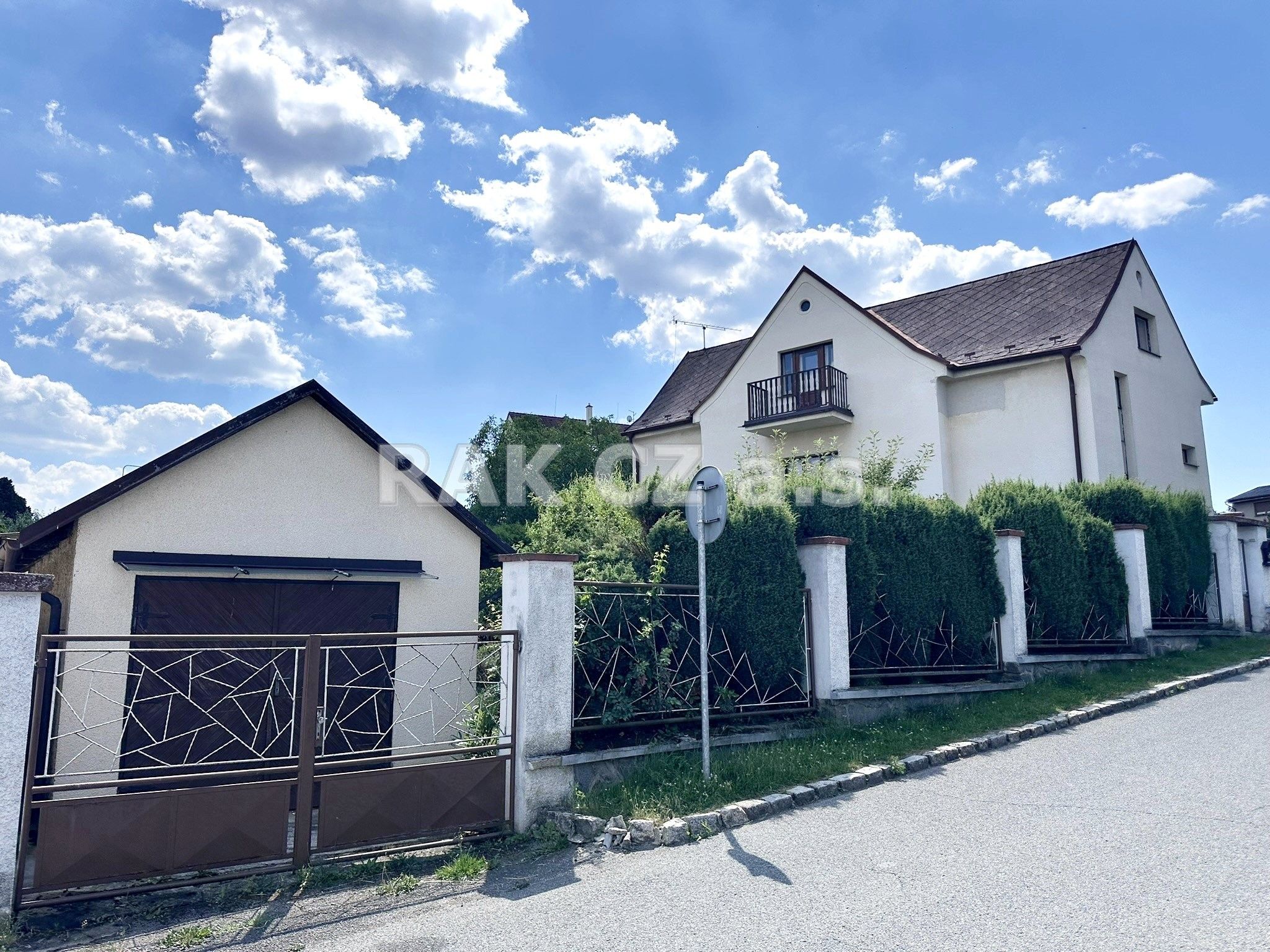 Prodej rodinný dům - Dobříšská, Mníšek pod Brdy, 195 m² - 5