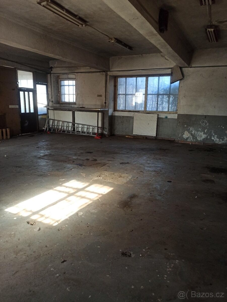 Pronájem garáž - Kutná Hora, 284 01