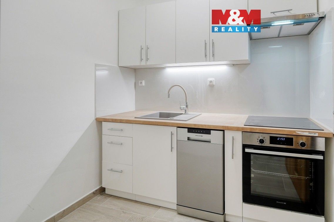 2+kk, Husova, Plzeň, 44 m²