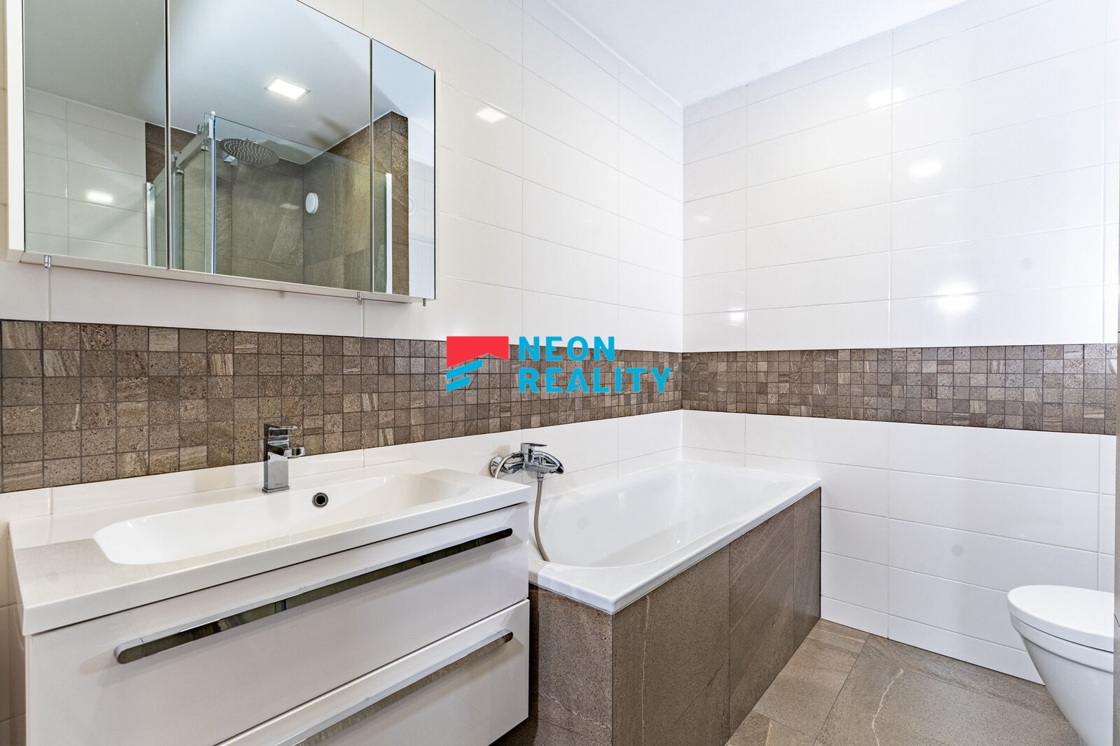 Pronájem byt 3+1 - Dr. M. Tyrše, Frýdek-Místek Frýdek, 77 m² - 5