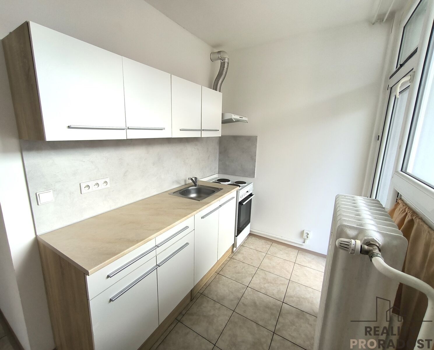 2+1, Teplická, Bílina, 40 m²