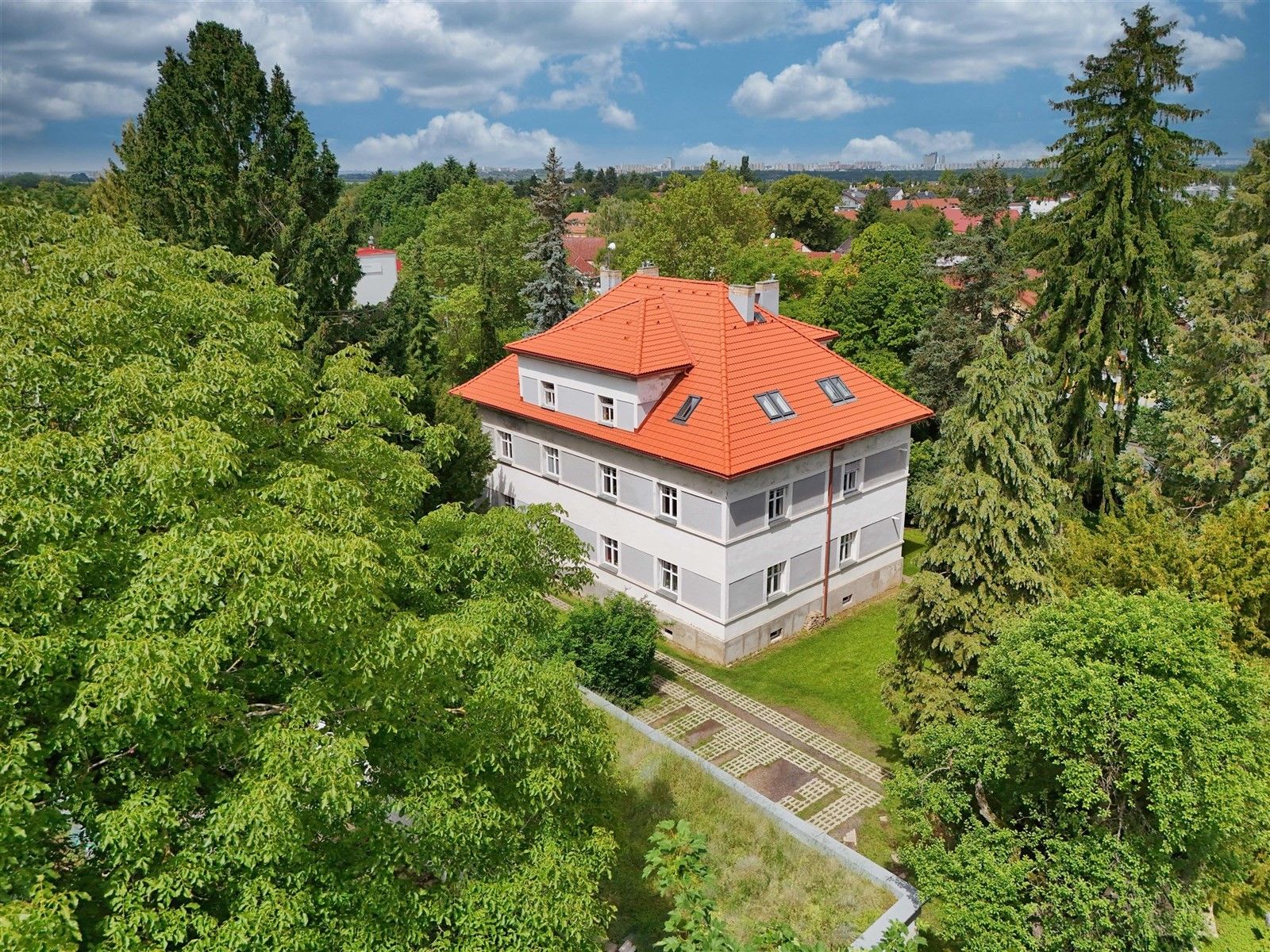 3+1, Říčanská 101, Průhonice, 171 m²