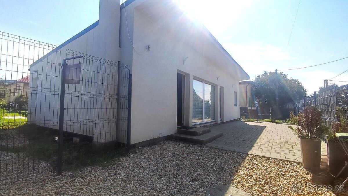 Prodej obchodní prostory - 987 65, Slovensko