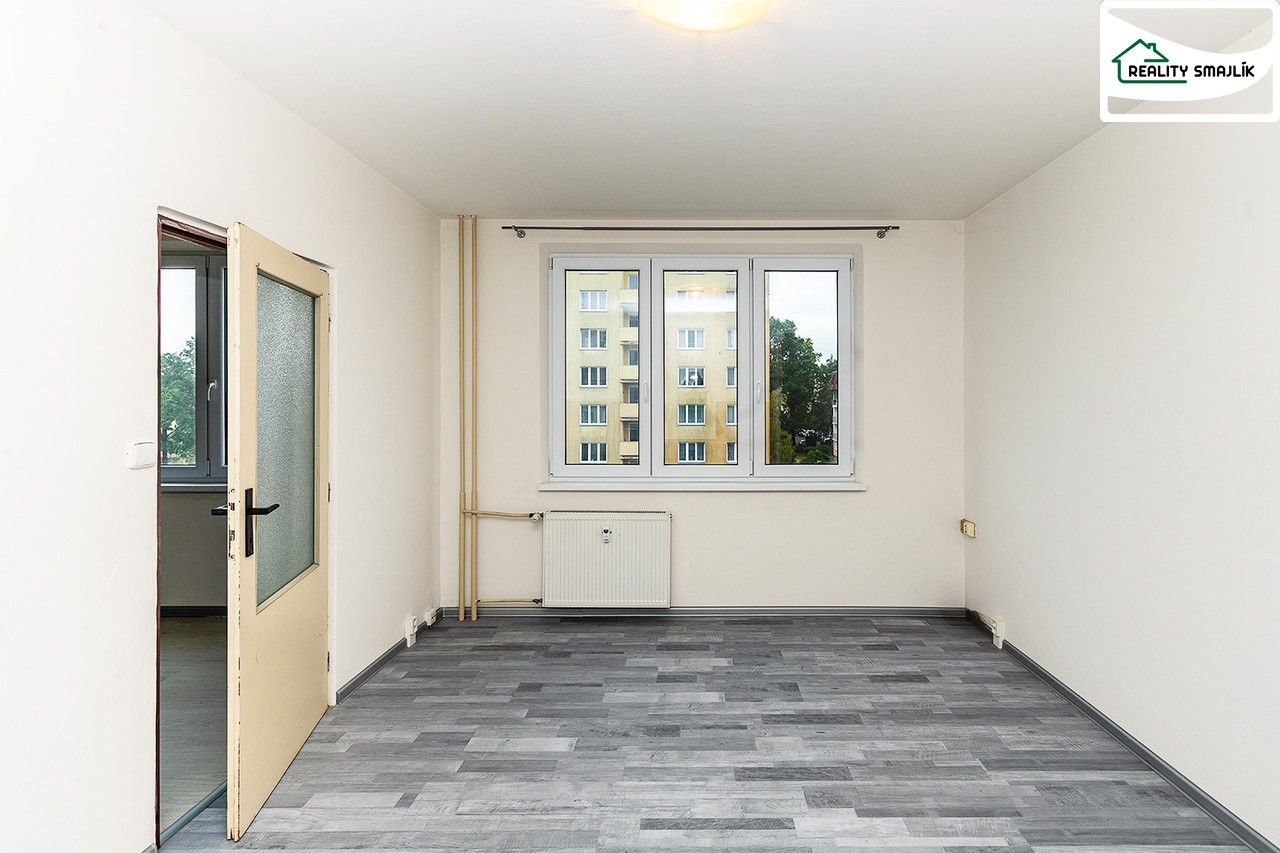1+1, Lomená 1985, Cheb, 35 m² - 2