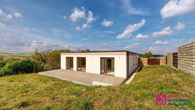 Prodej rodinný dům - Klobouky u Brna, 691 72