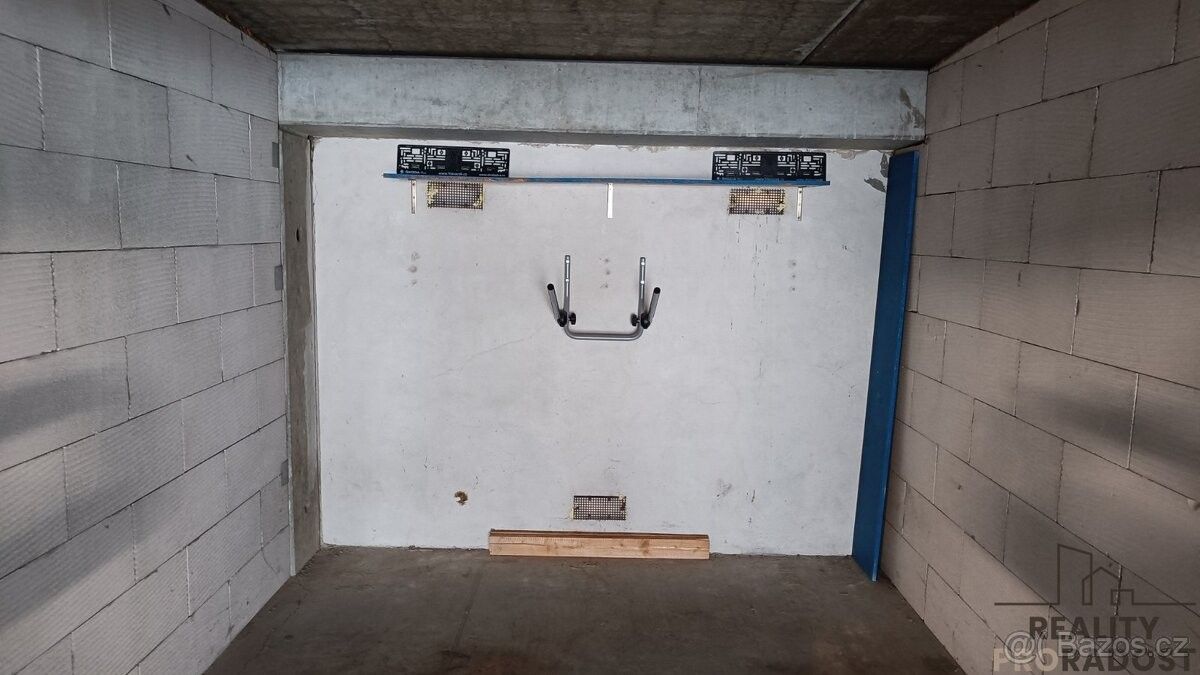 Pronájem garáž - Olomouc, 779 00
