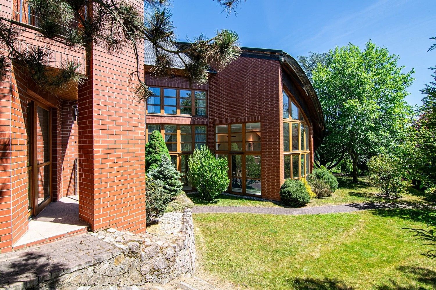 Prodej rodinný dům - Černošice, okres Praha-západ, Středočeský kraj, 560 m² - 2