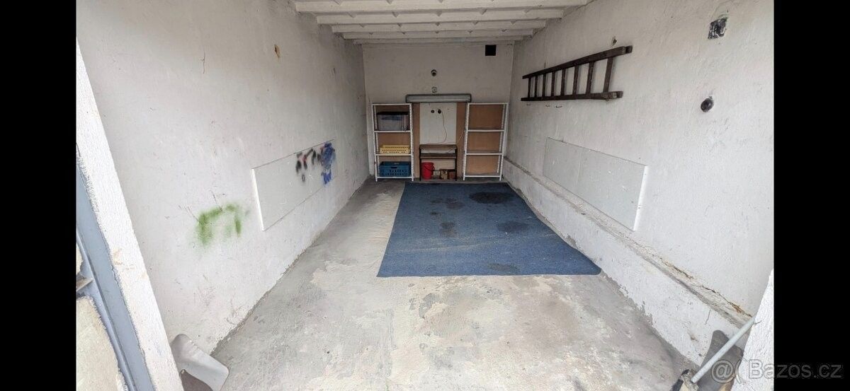 Garáže, Liberec, 460 08