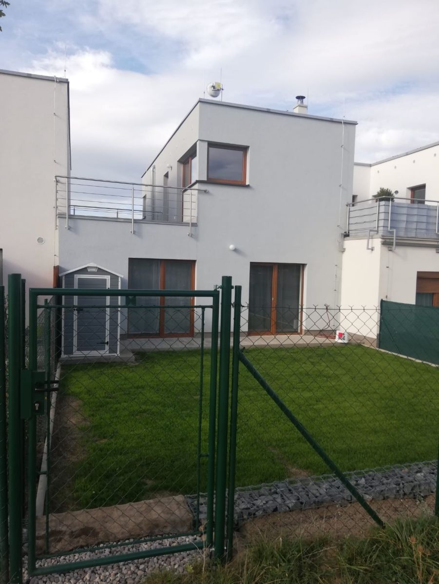 2+kk, U Hostavického potoka, Praha - Hostavice, 40 m² - 1