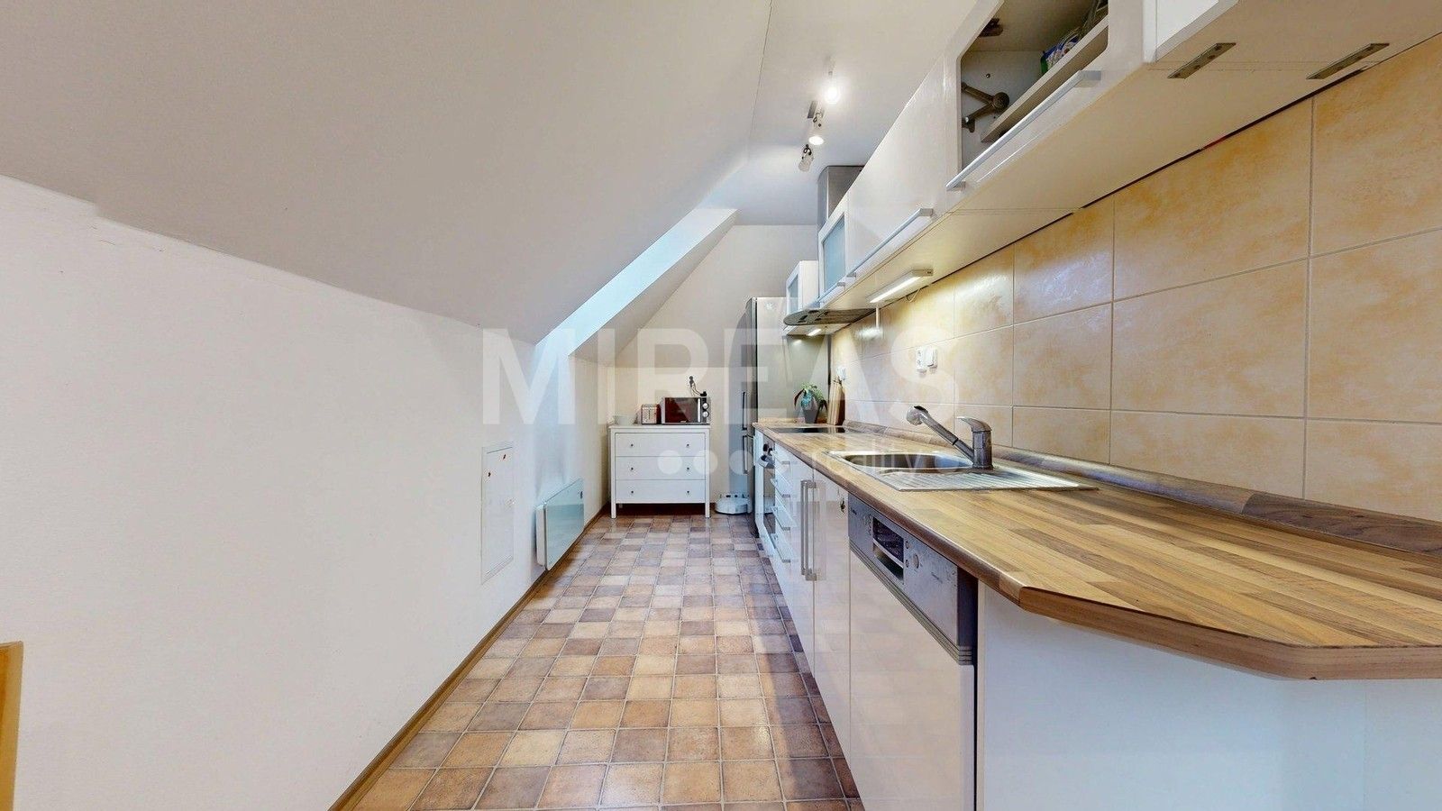 Prodej rodinný dům - Přerov nad Labem, 275 m²