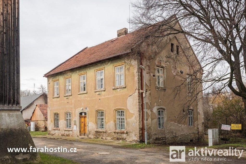 Prodej rodinný dům - Hostín u Vojkovic, 420 m²