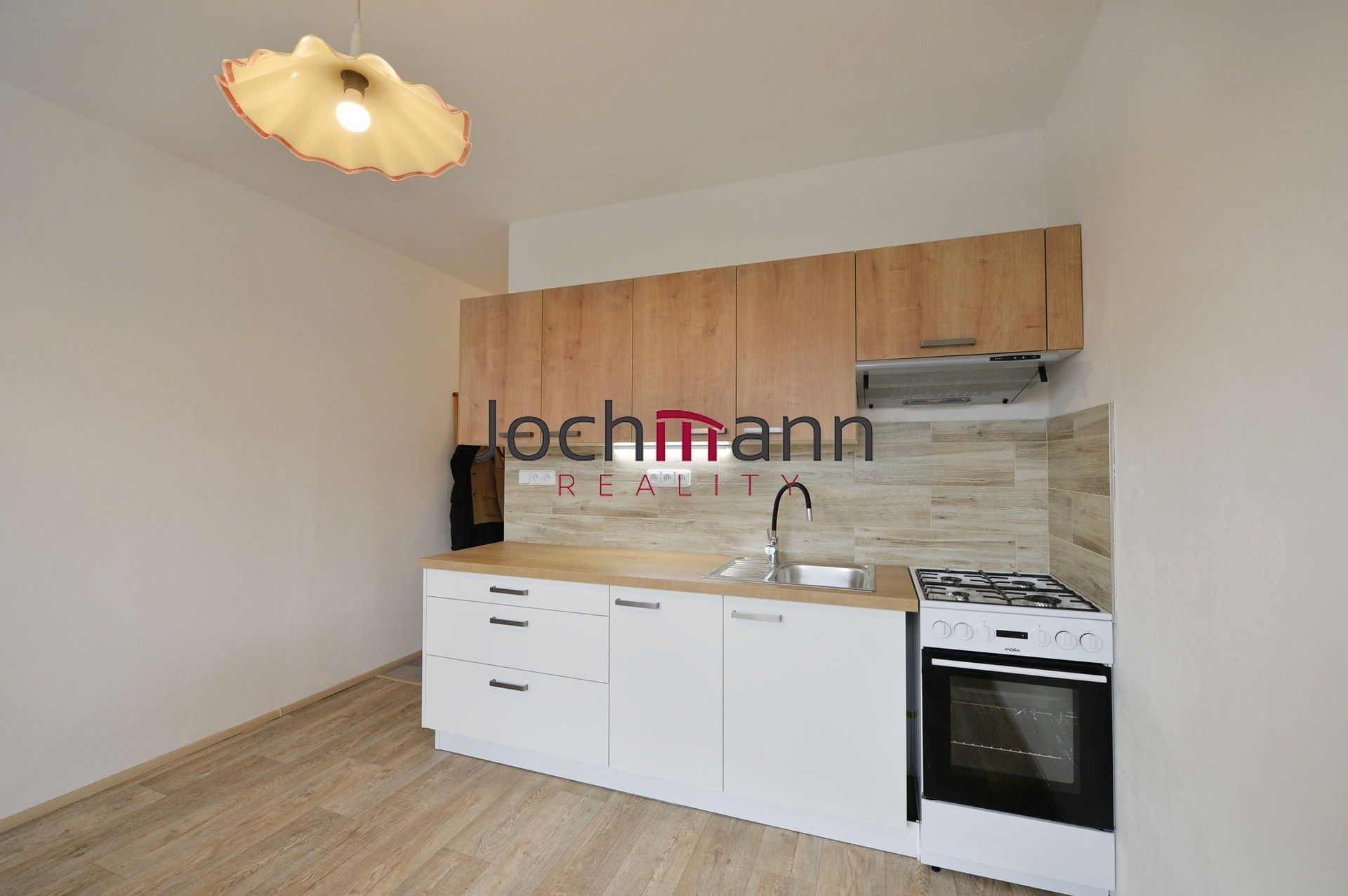 Pronájem byt 1+1 - Dobrovodská, České Budějovice, 38 m²