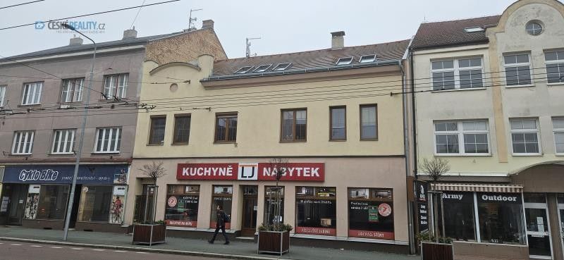 Pronájem obchodní prostory - Pardubice, Česko, 127 m²