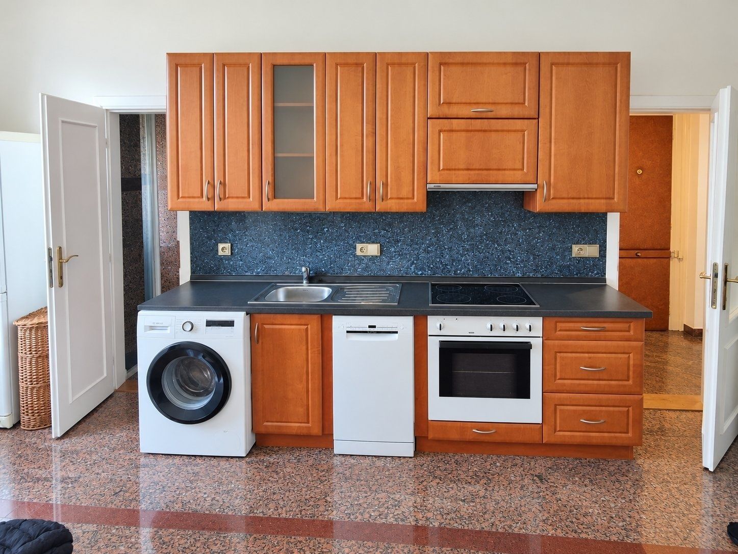 2+1, Tomáškova, Praha - Smíchov, 66 m² - 2