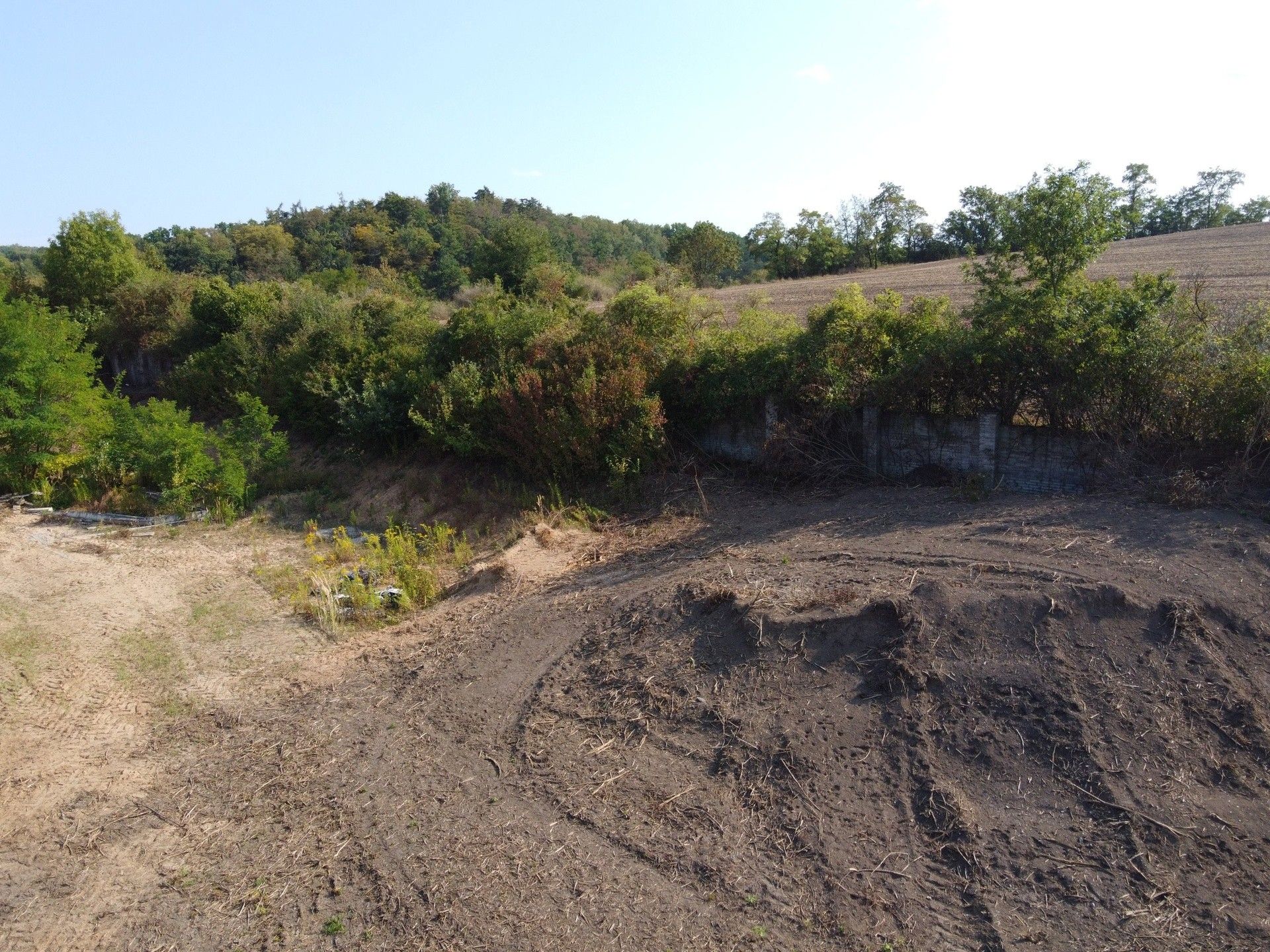 Komerční pozemek · 2 130 m² · Zákolany - 4