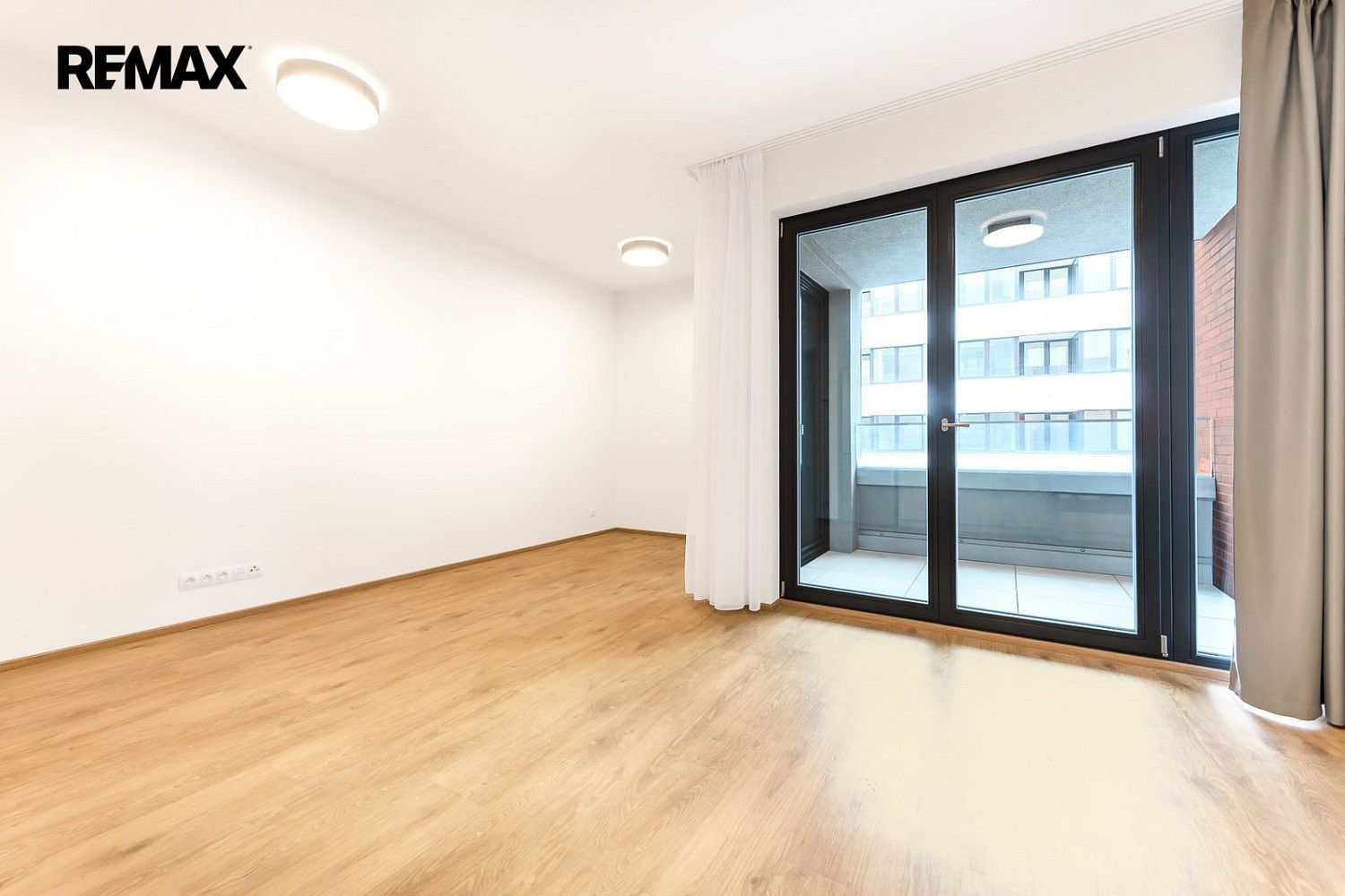 Byt 1+kk · 38 m² · Praha - Libeň, okres Praha 8, Hlavní město Praha - 3