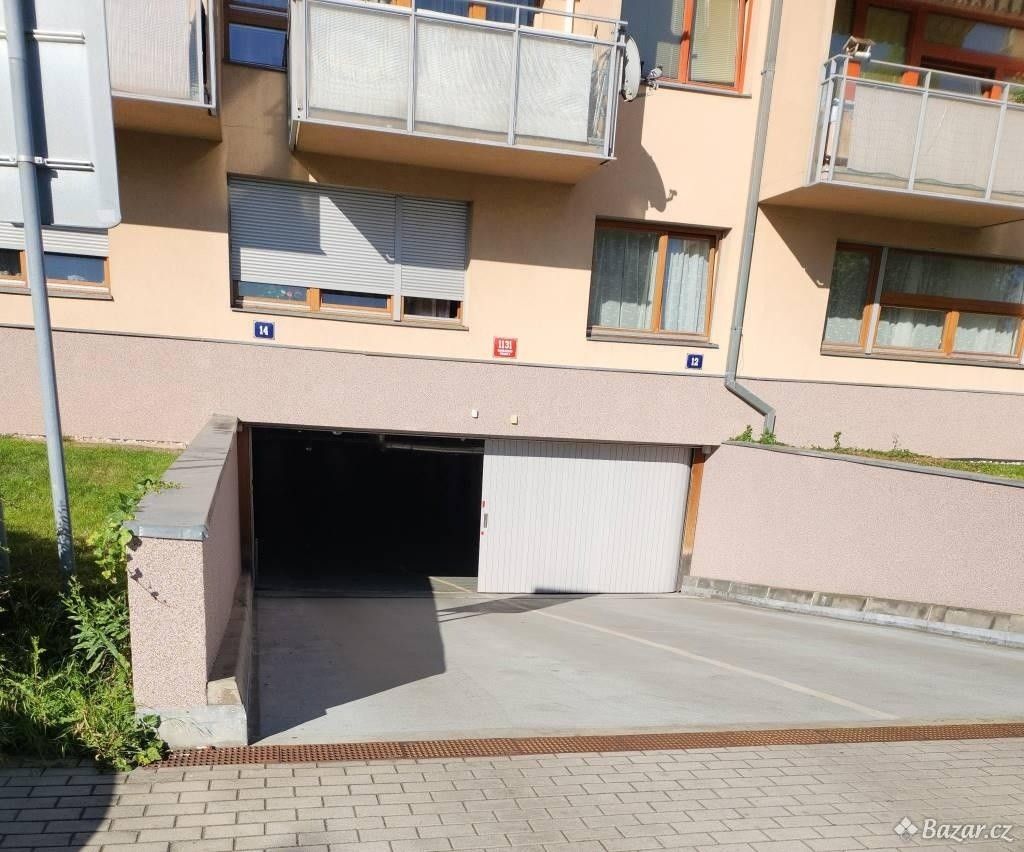 Pronájem garáž - Praha, 152 00