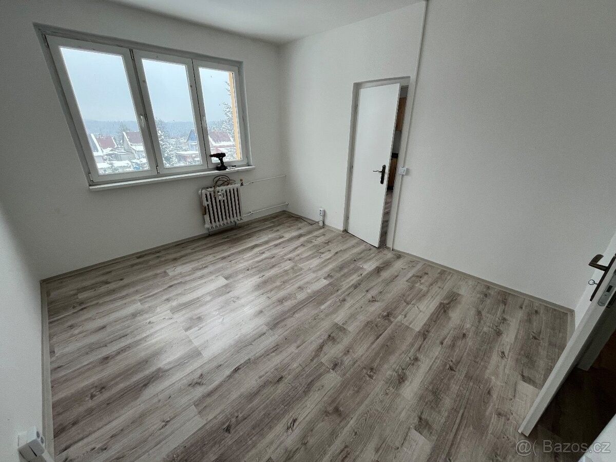 Pronájem byt - Rotava, 357 01