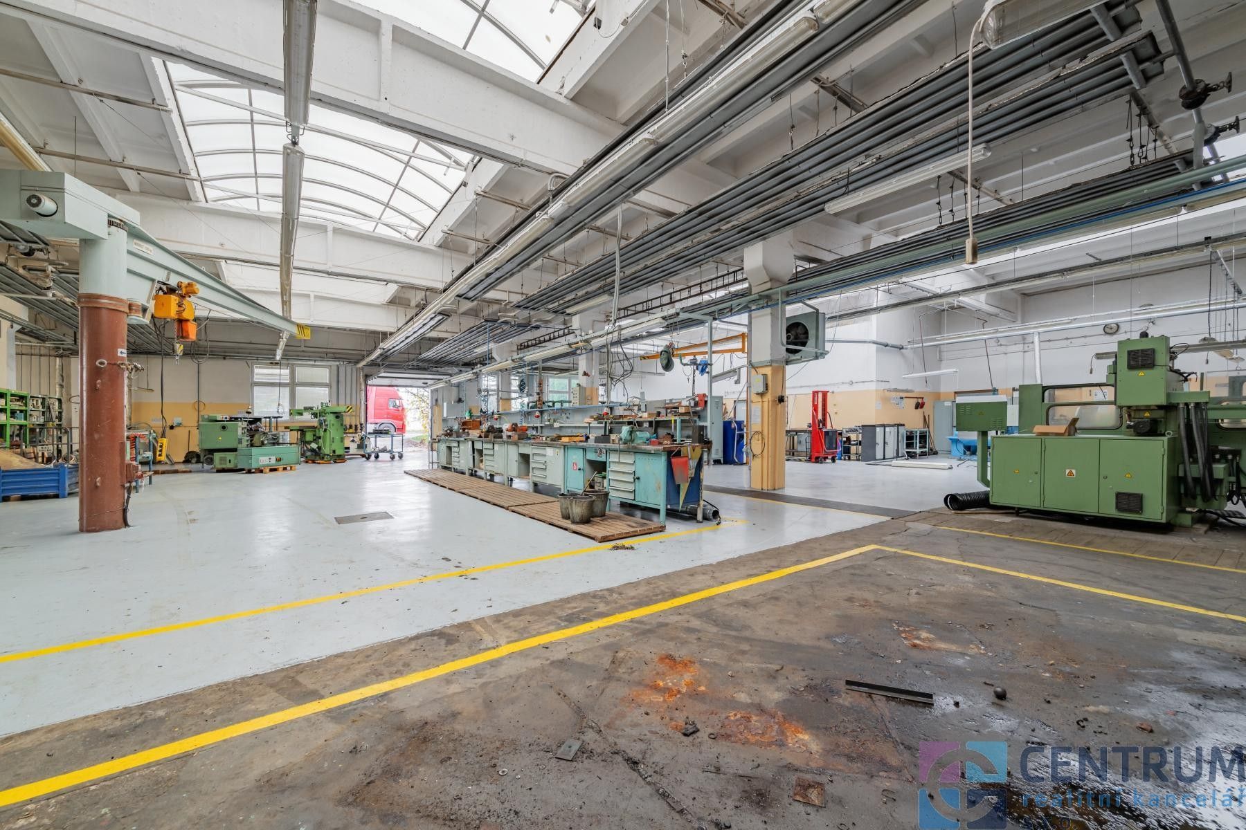 Výrobní prostory · 1 426 m² · Turnov - 4