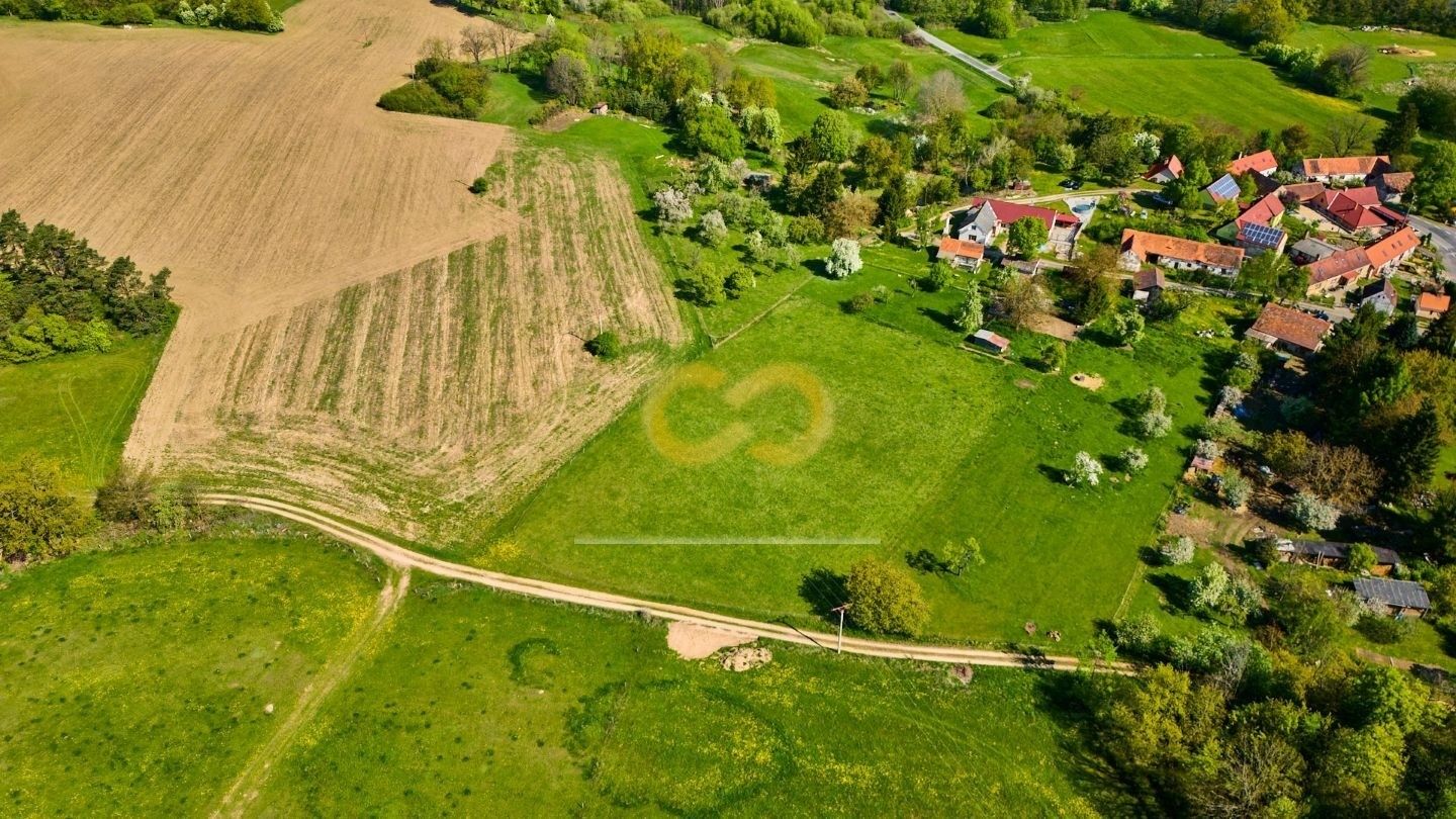 Prodej pozemek pro bydlení - Bratronice, 8 m²