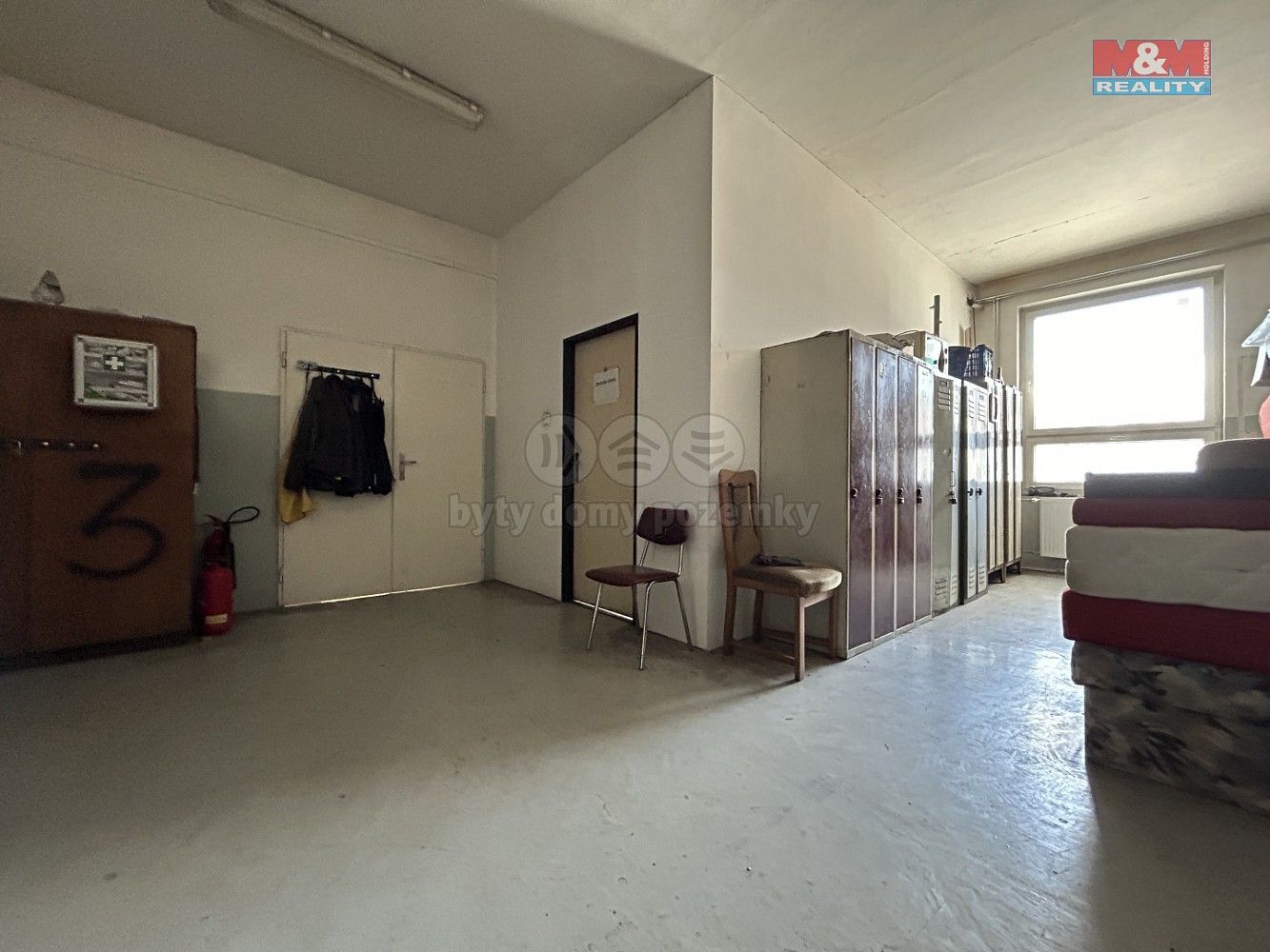 Sklady, Mostecká, Jirkov, okres Chomutov, 260 m² - 2