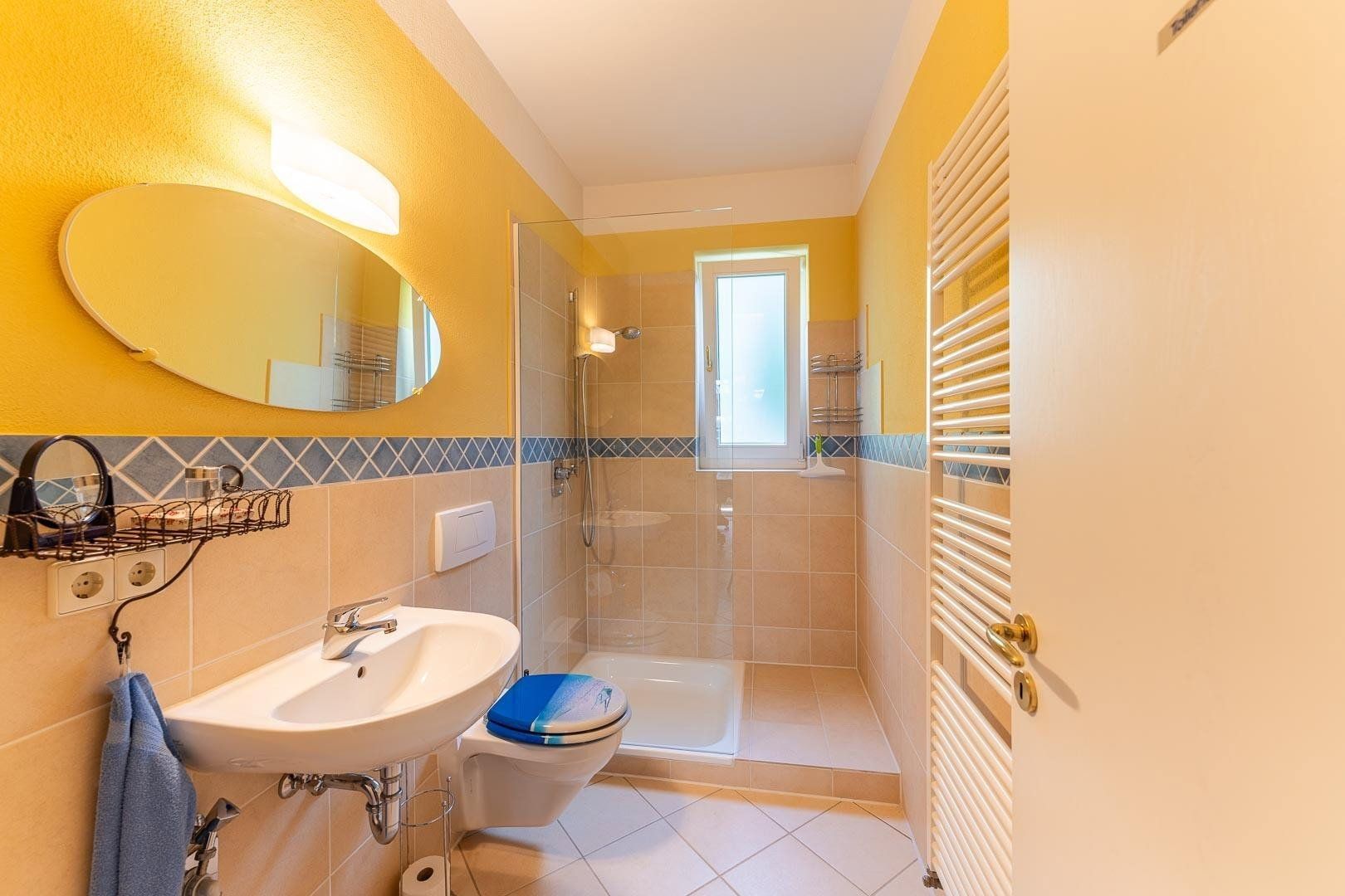 Prodej rodinný dům - Thiviersstr. 4, , Bádensko-Württembersko, 196 m² - 5