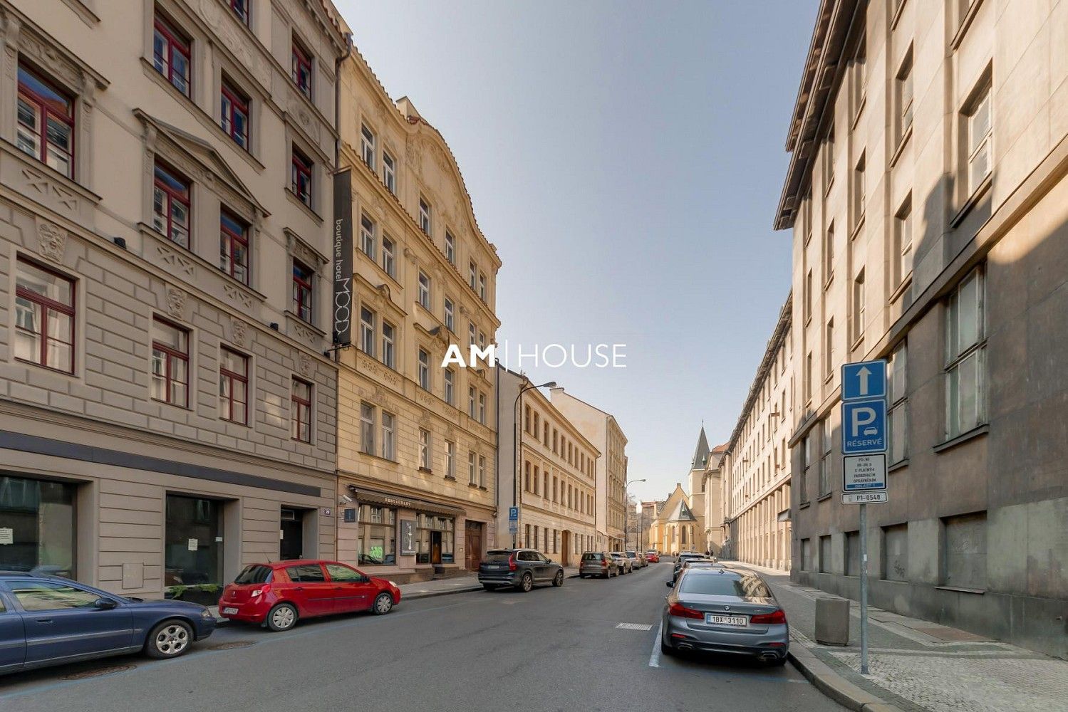 Restaurace, 130 m²