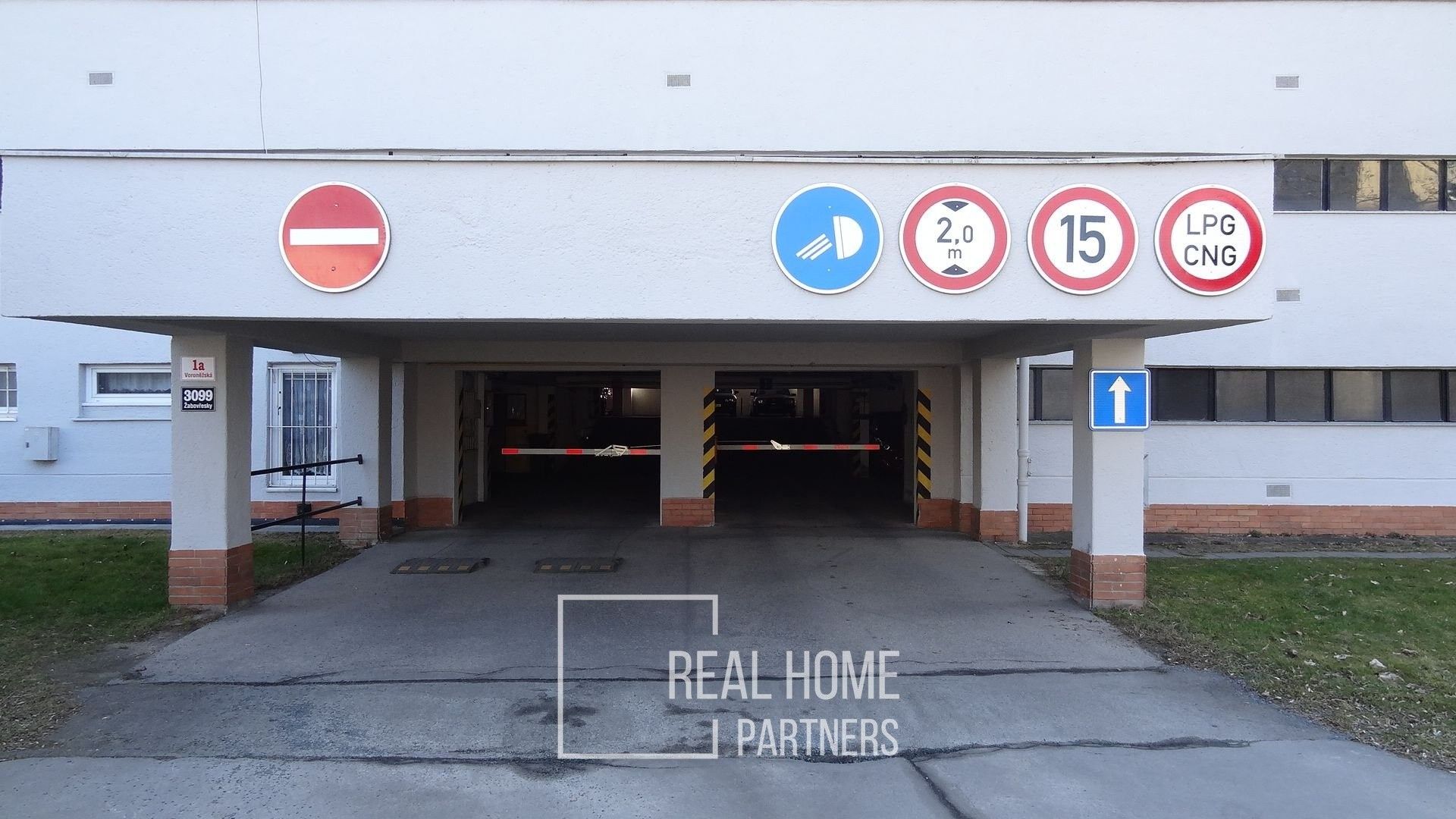 Pronájem garáž - Voroněžská, Brno, 13 m²