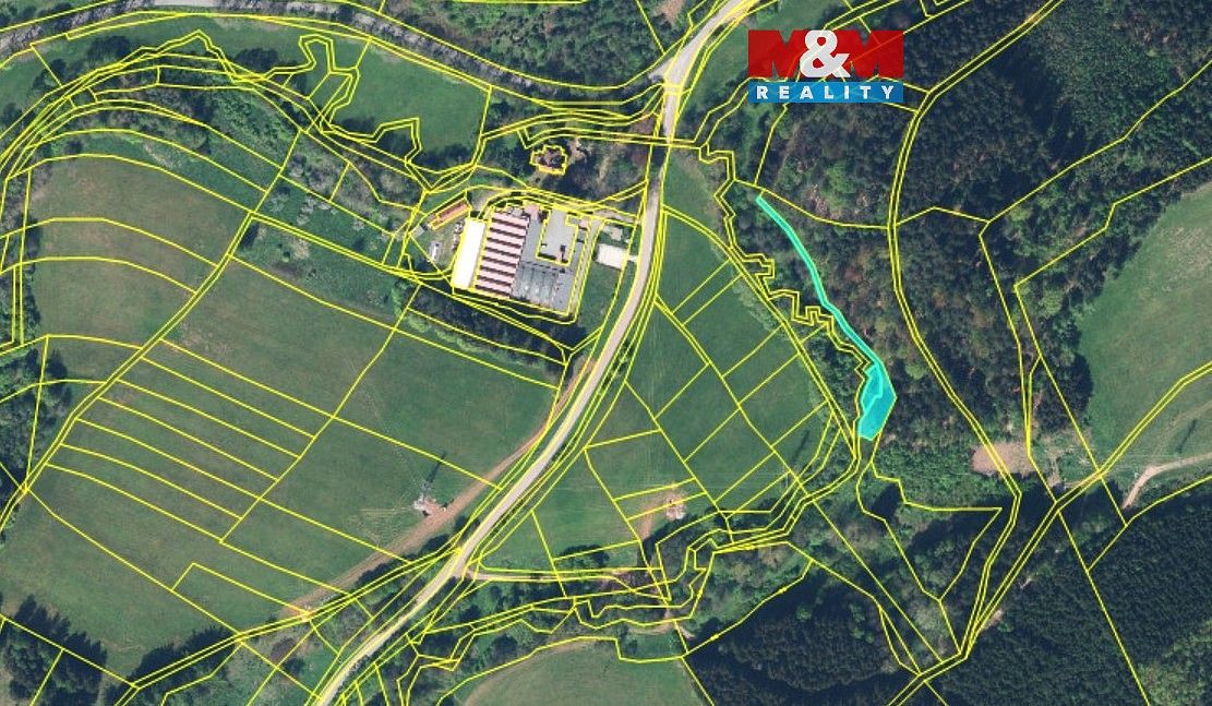 Les, 640 m²