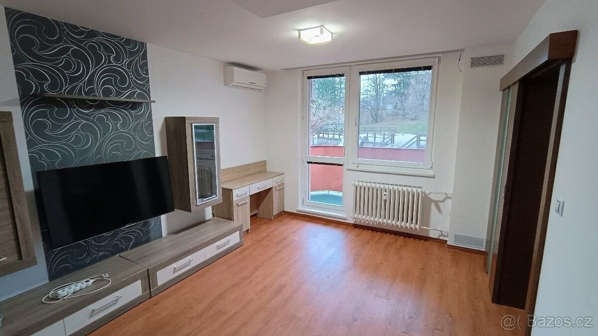 Pronájem byt - Uherský Brod, 688 01