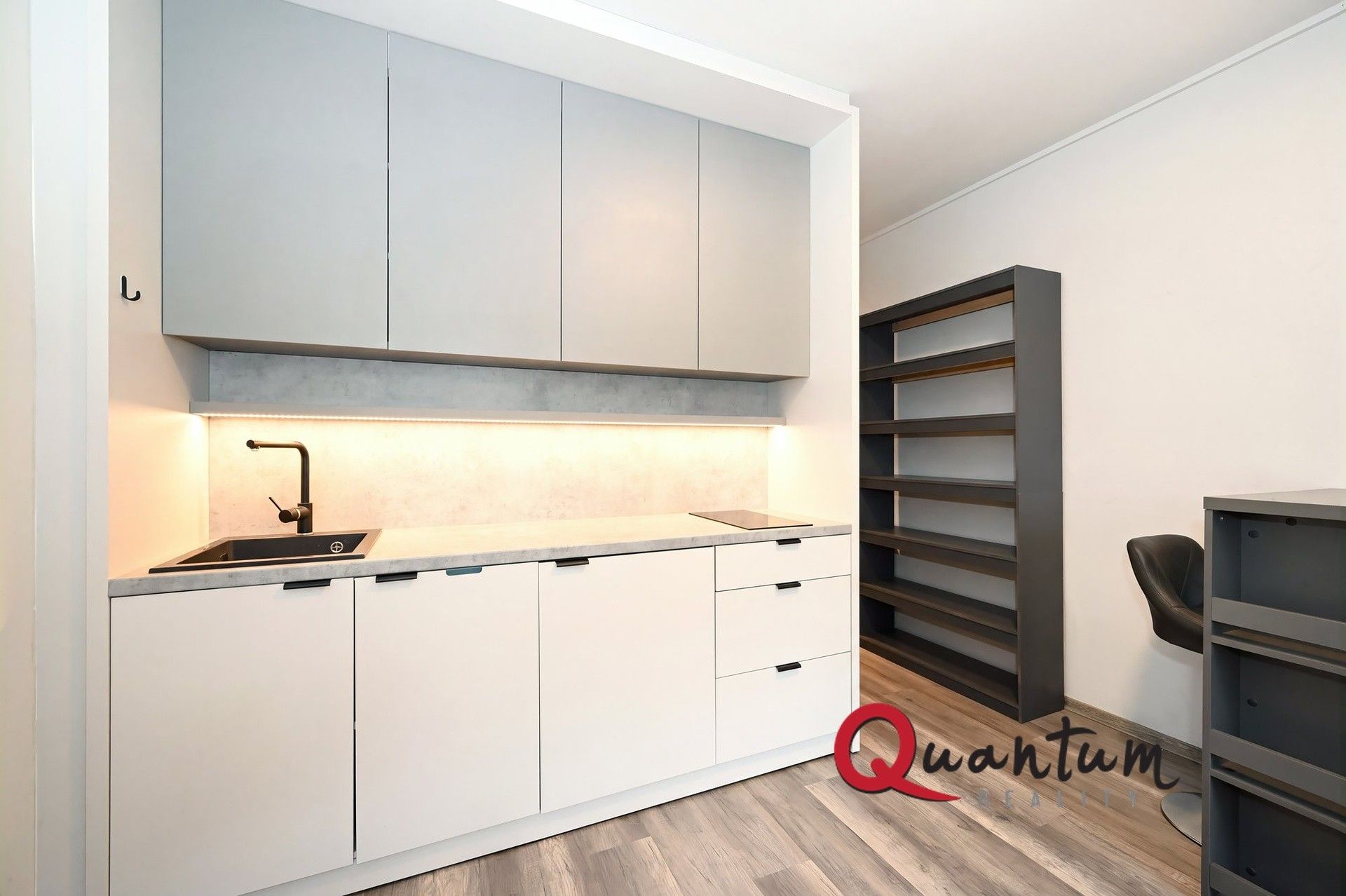 1+kk, Děčínská 552, Praha Střížkov, 23 m² - 2