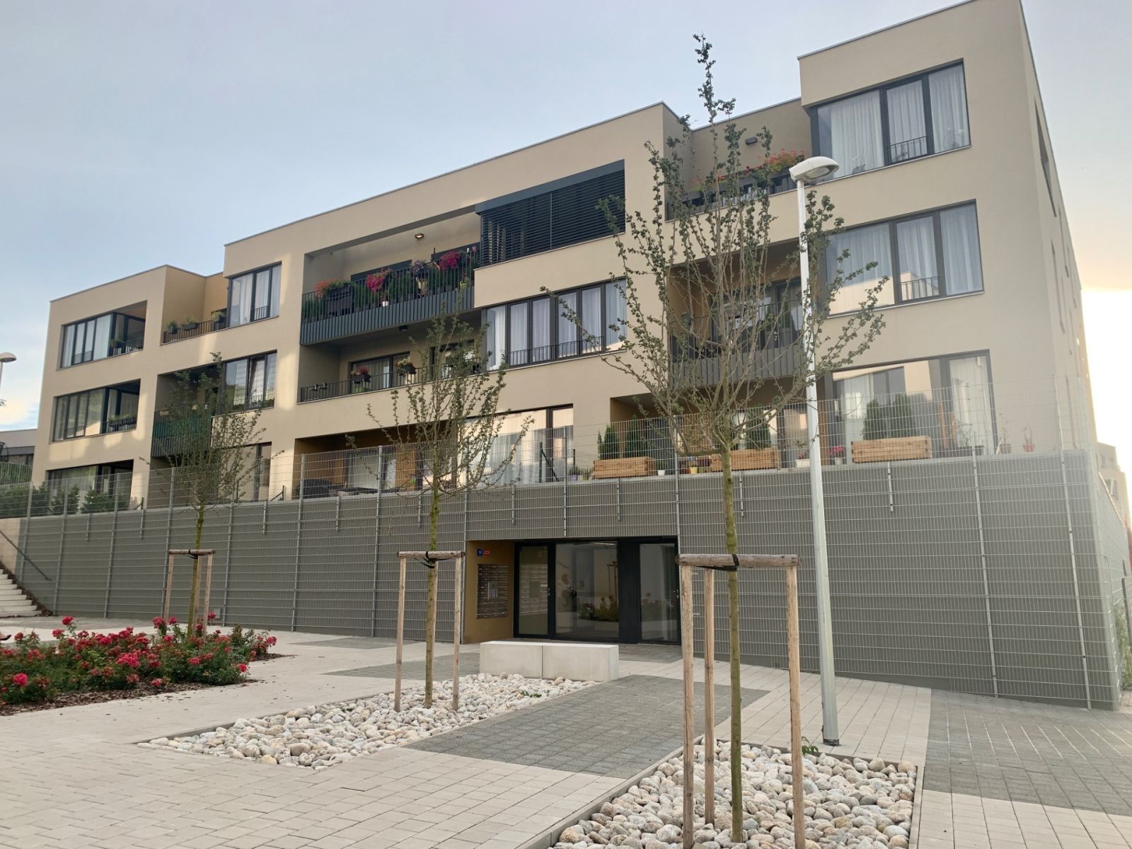 Garáž · 12 m² · Na Komořsku, Praha - Modřany - 3