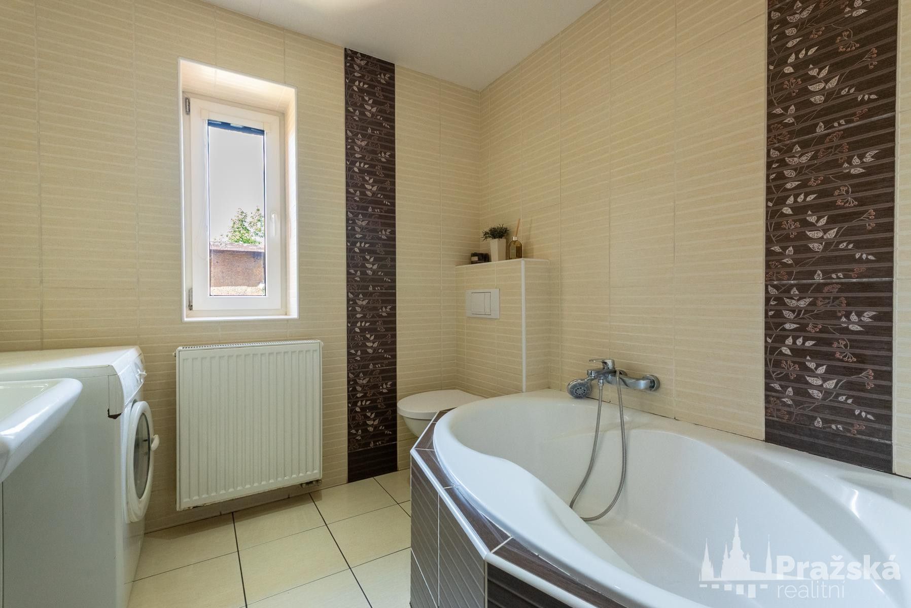 Prodej rodinný dům - Na Stráni, Karviná, 380 m² - 5