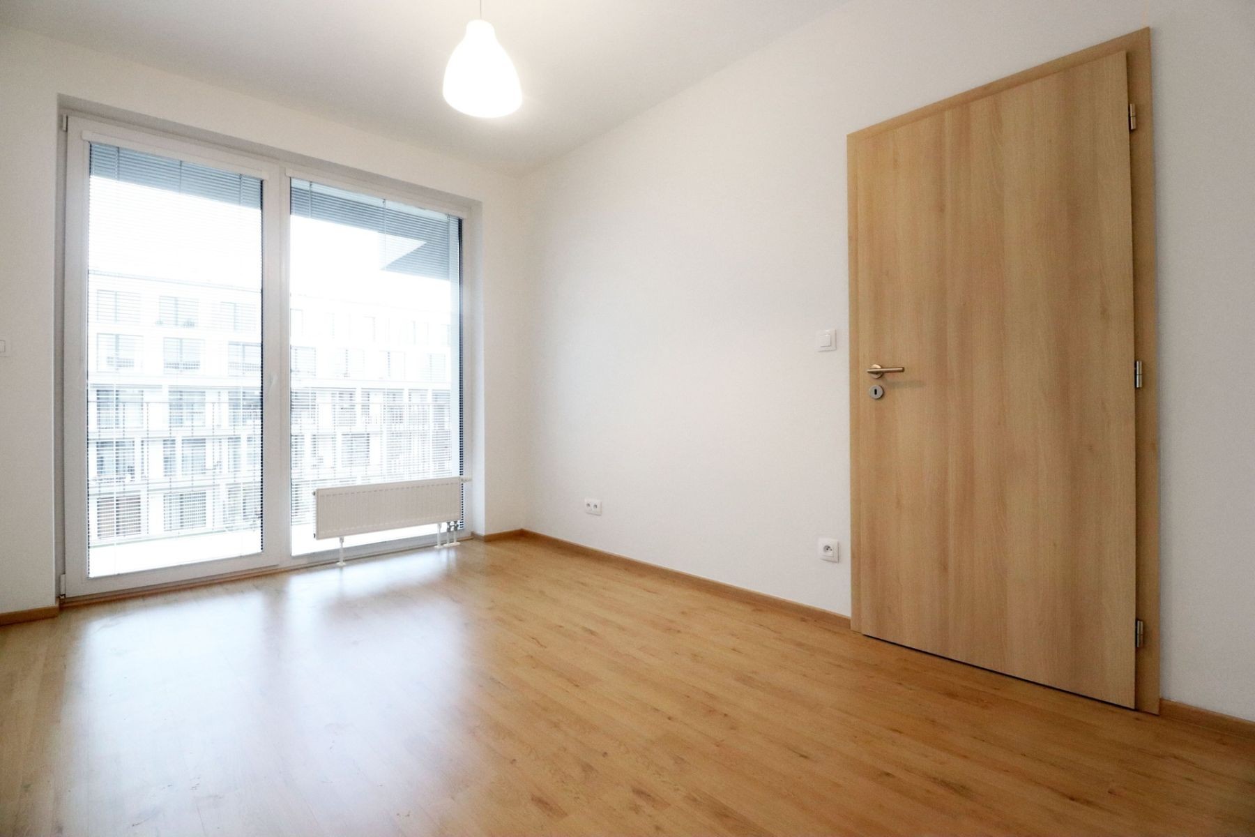 Pronájem byt 2+kk - Velvarská, Horoměřice - Horoměřice, Středočeský kraj, 53 m² - 2